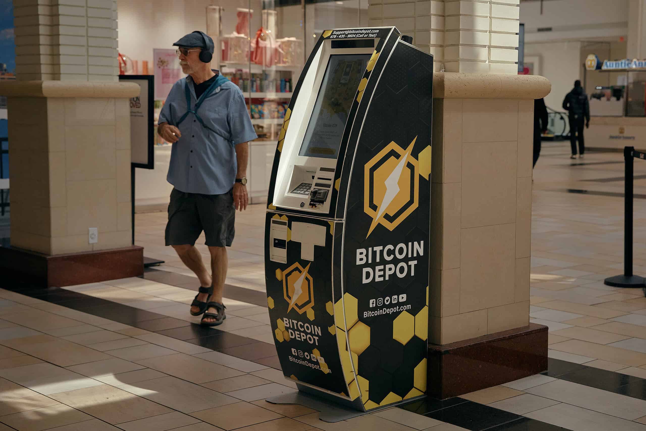 THEREDTHREAD トップス コンビニ、ATM支払い❌ Senate panel advances New Jersey crypto ATM ban • Jersey Vindicator