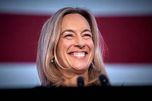 How to share your ideas or résumé with the new governor’s transition team