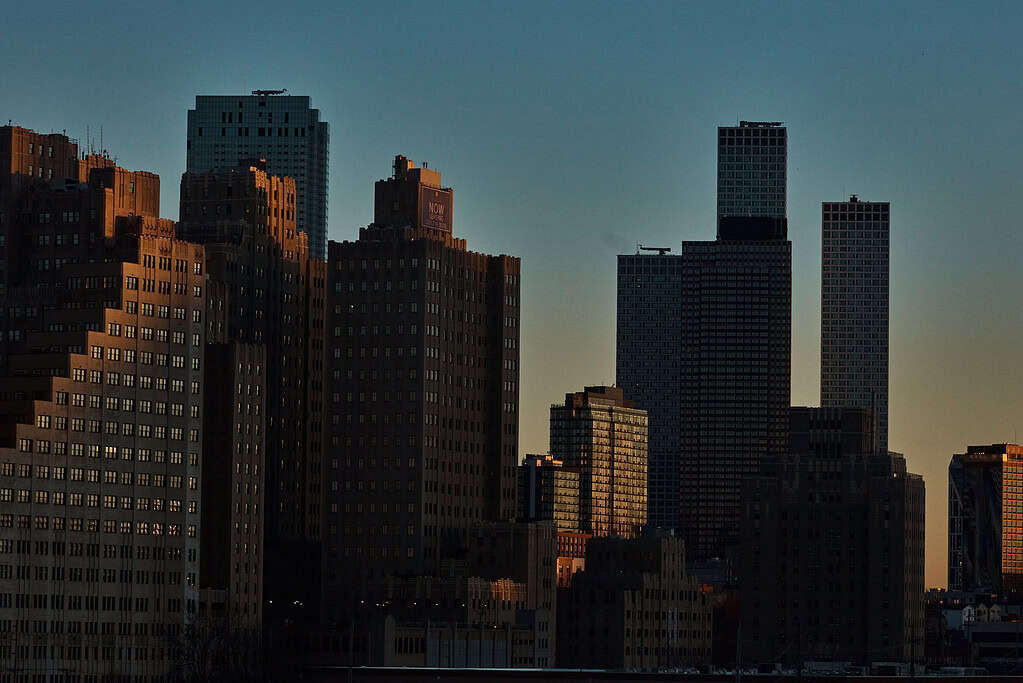 New Jersey rental housing and city skyline